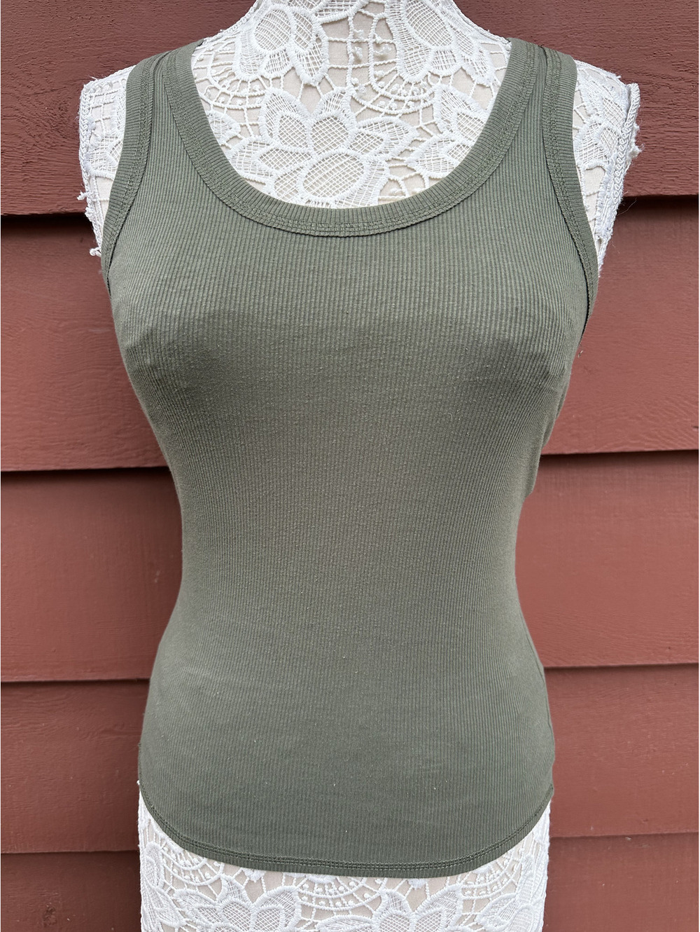FULL TILT Classic Olive Green Ribbed Scoop Neck Tank Top Minimalist Basic